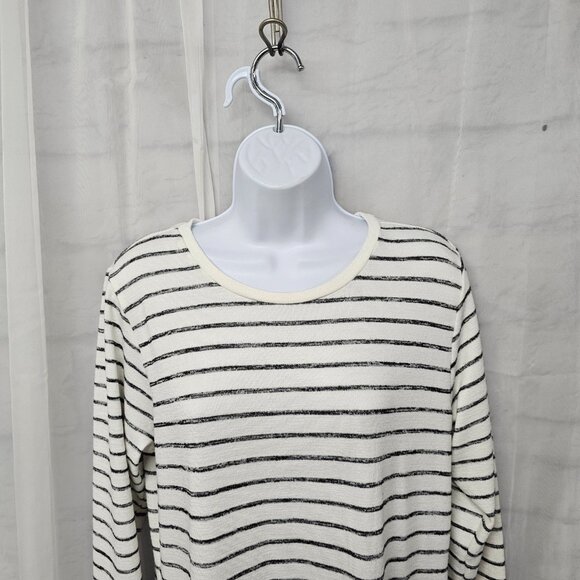 Dip Dress Knit White Black Stripes Shift Casual Preppy L - Picture 2 of 8
